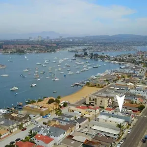 1000#1 Contemporary W/ Parking, Grill, & Ac! Apartment Newport Beach